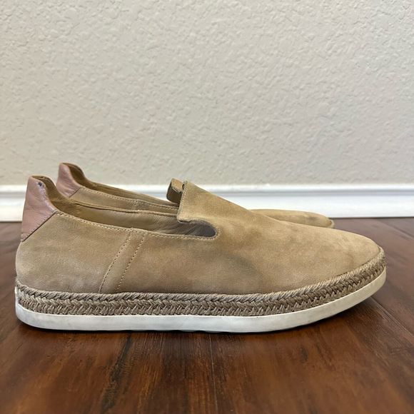 VINCE Dillon Sneakers in Beige Suede Slip On - Picture 1 of 12